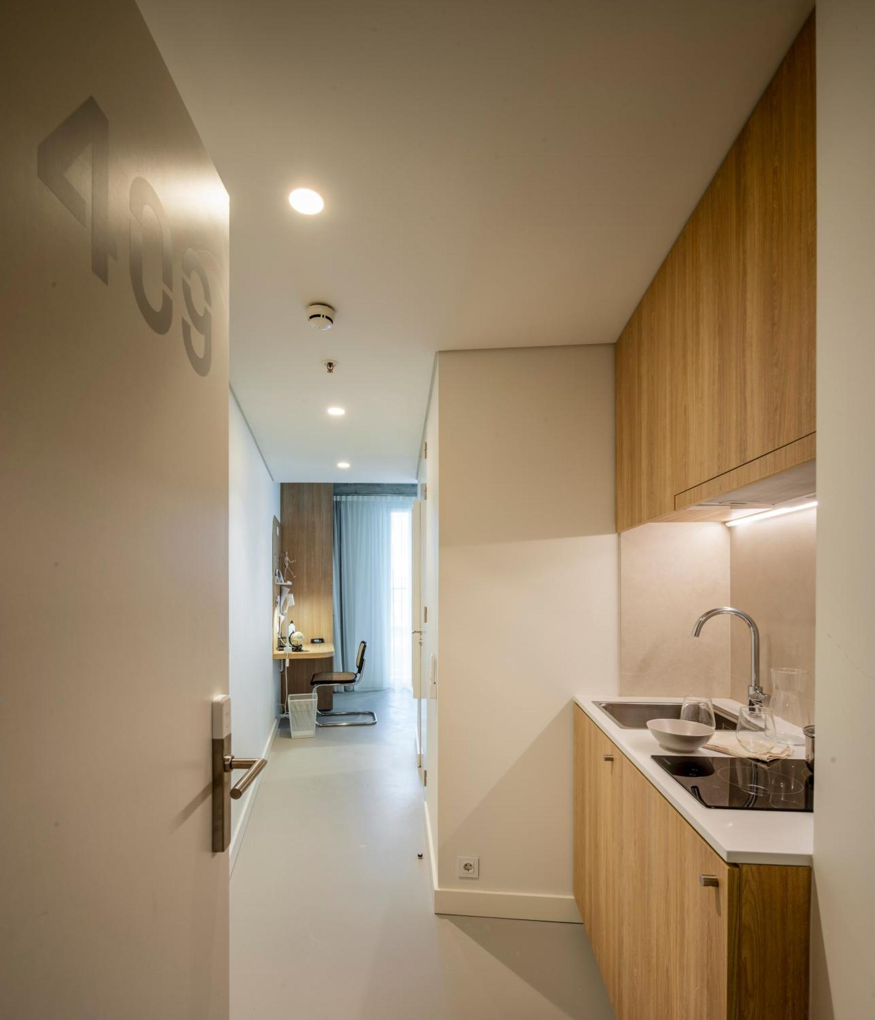 Micampus Porto Tower Student Residence Екстер'єр фото